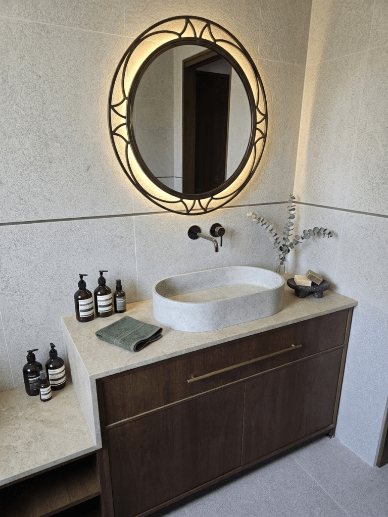 Έπιπλα μπάνιου καπλαμάς δρυς σε αποχρώσεις ελιάς και καρυδιάς - Kappawood