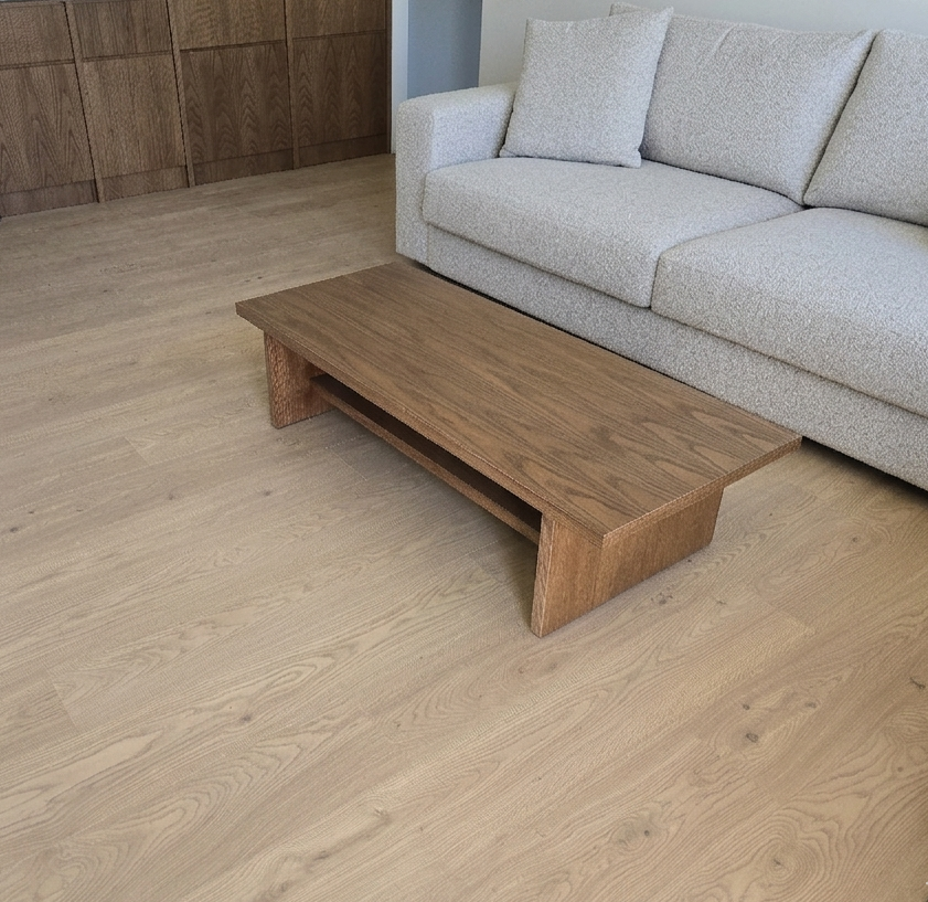 Custom τραπέζι καναπέ Kappawood με επένδυση δρυ - House PR staff quarters